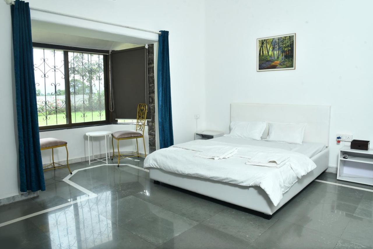 Whispering Woods Villa And Eco Farms Лонавала Екстериор снимка