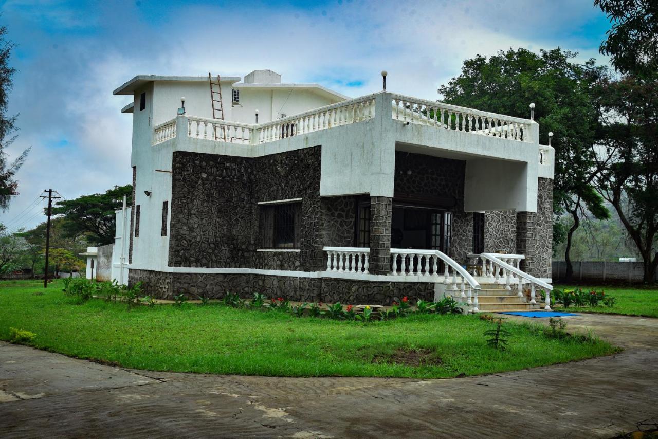Whispering Woods Villa And Eco Farms Лонавала Екстериор снимка